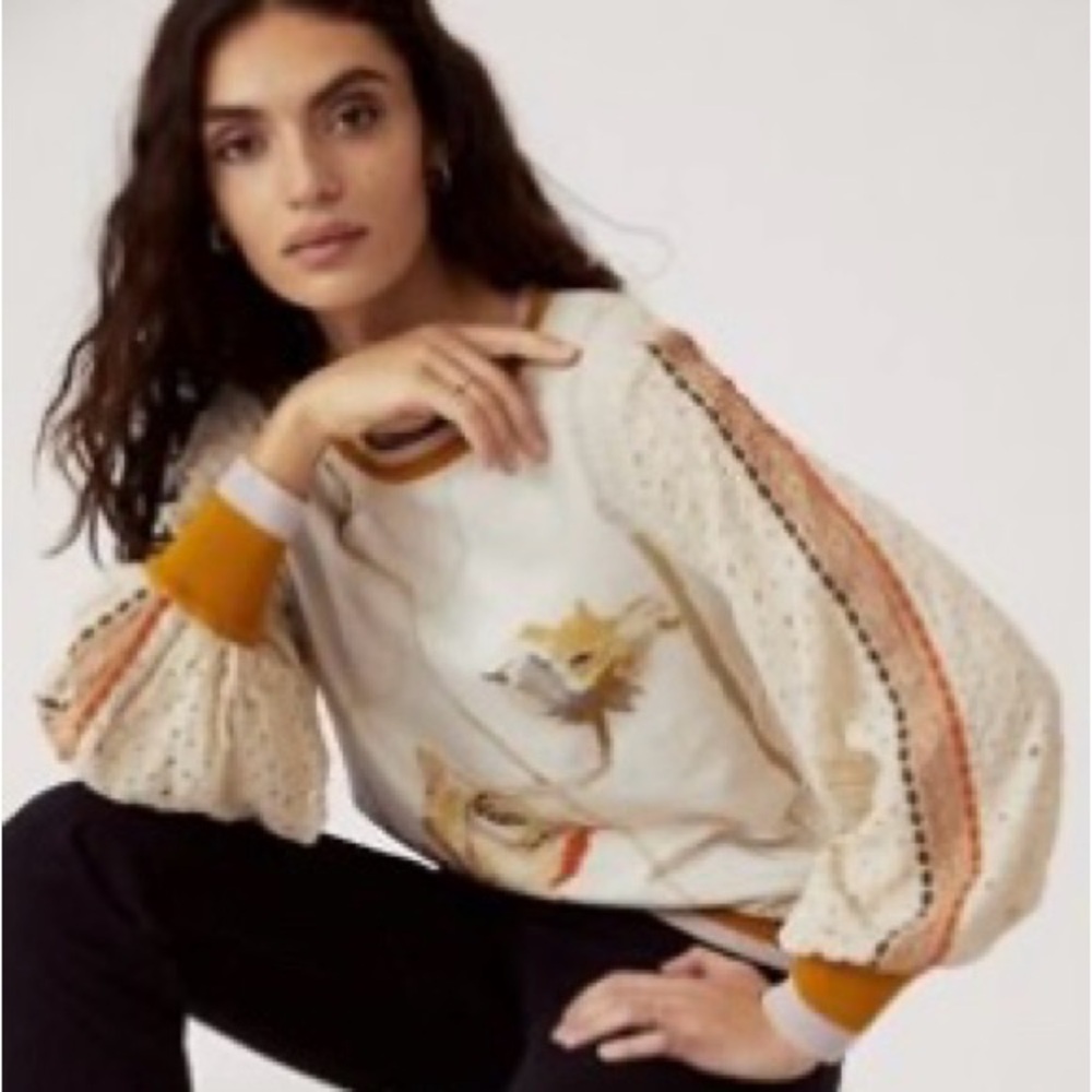 BL-NK Floral Sleeve Women's Top